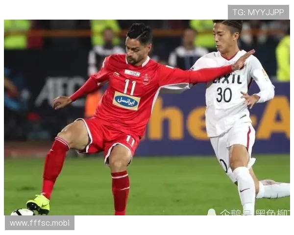 帕尔马重逢马佐基三连升挑大梁 帕尔马重逢马佐基三连升挑大梁